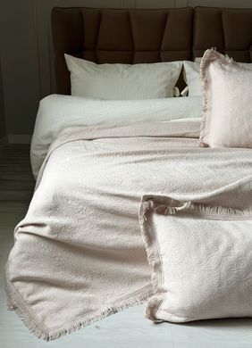 Фото Жаккардовое Покрывало с наволочками Saheser Grace Light Beige