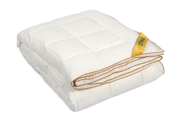 Фото Зимнее антиаллергенное одеяло Othello Crowna Белое