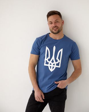 Фото Чоловіча патріотична футболка 100% Бавовна з гербом України Блакитна 082\22 джинс