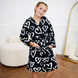 Фото №1 з 8 товару Дитячий махровий халат с каптуром Welsoft Heart on Black 1150