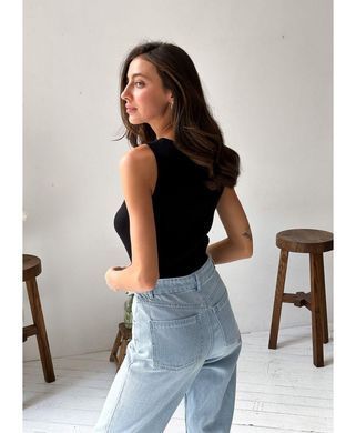 Фото Базовая майка трикотажная в рубчик Черный