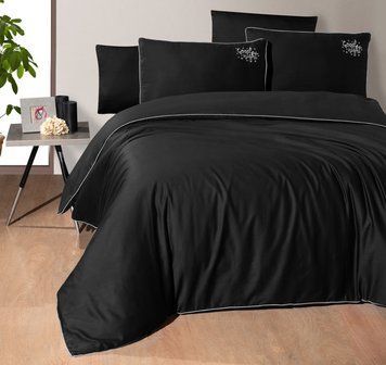 Фото Сатинова постільна білизна First Choice Deluxe Satin Dark Timeless Black 40075