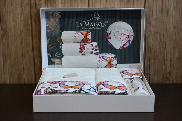Фото Набір махрових рушників La Maison 100% Бавовна Aster Метелики 50Х90 + 70Х140 + 30х50