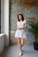 Фото Біла в горошок міні сукня з софту