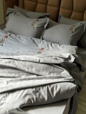 Фото Комплект постельного белья с вишивкой и Пике Saheser Noris Grey