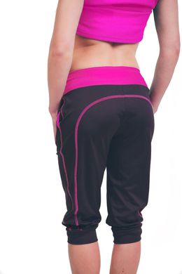 Фото Спортивные женские капри Znakke с розовым поясом