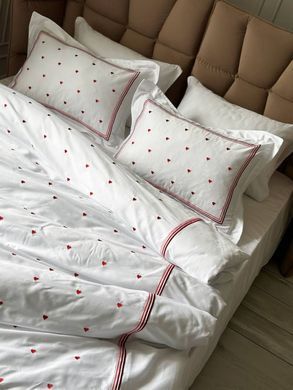 Фото Комплект постельного белья Maison D'or Lamour red Satin с вишивкой